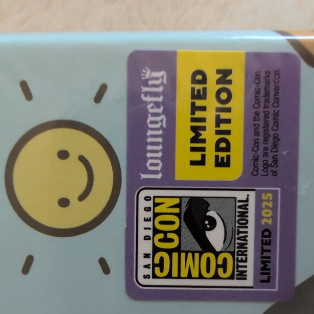 NIB Sanrio Pastel Multi Character Enamel Pin Set (2025 ComicCon Exclusive!) - Picture 3 of 4